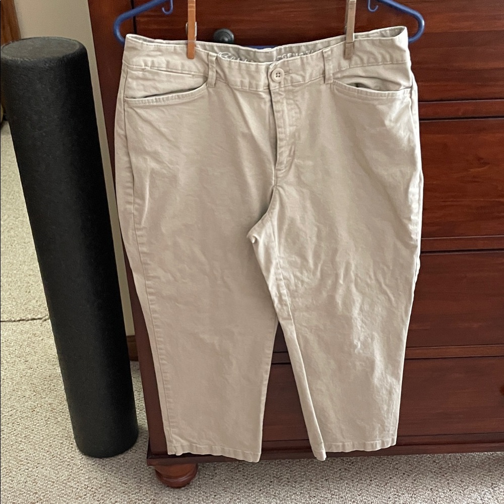 4/$15.  Four pair of Eddie Bauer Women's Ankle Pants in tan, grey, red and blue.